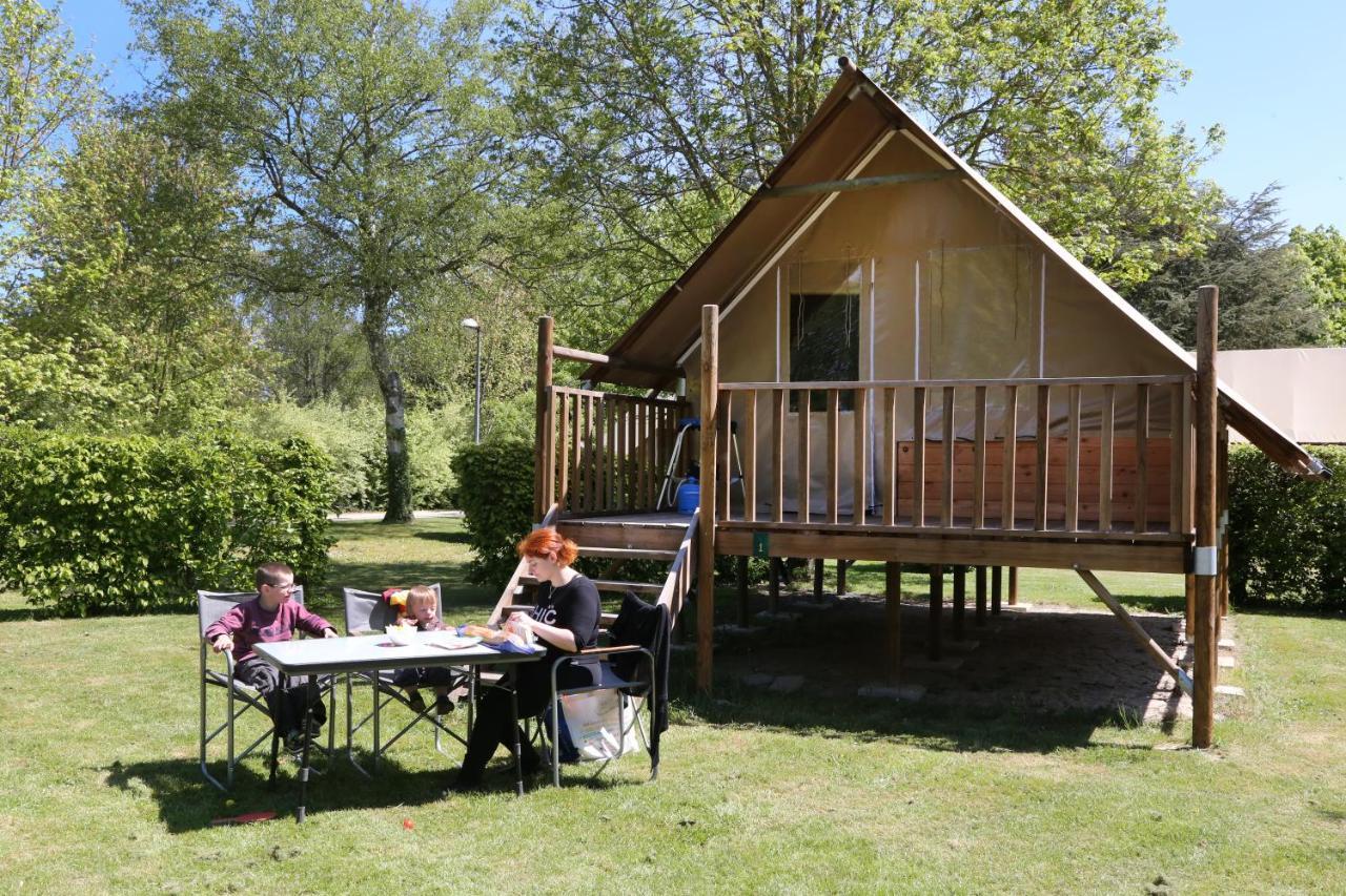 Camping Le Nid Du Parc Villars-les-Dombes Eksteriør bilde