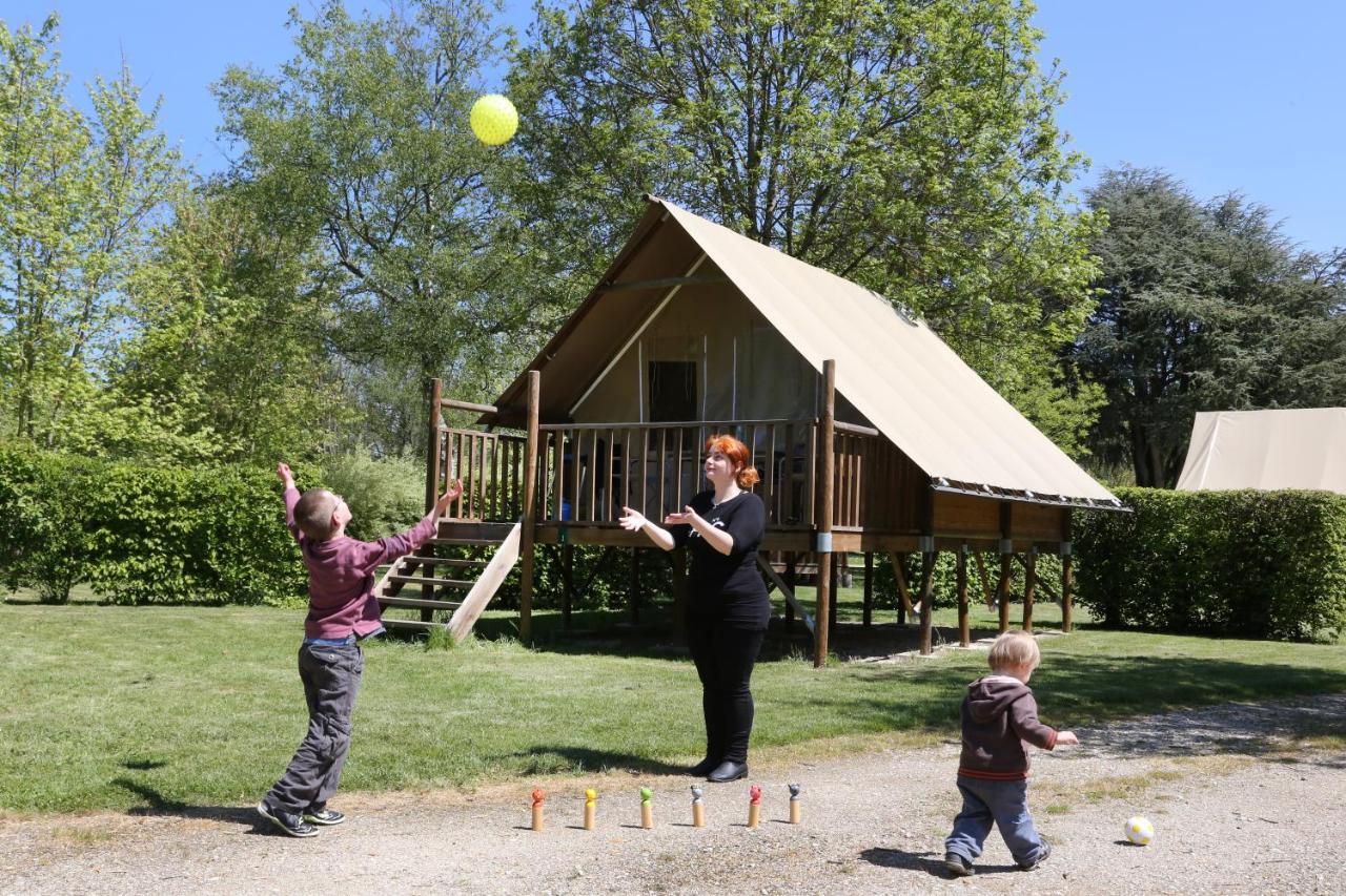 Camping Le Nid Du Parc Villars-les-Dombes Eksteriør bilde