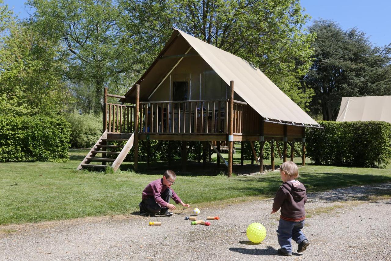 Camping Le Nid Du Parc Villars-les-Dombes Eksteriør bilde