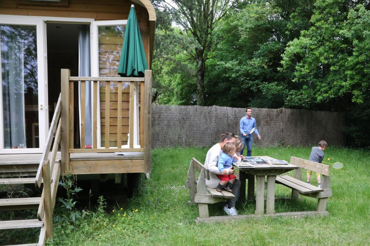 Camping Le Nid Du Parc Villars-les-Dombes Eksteriør bilde