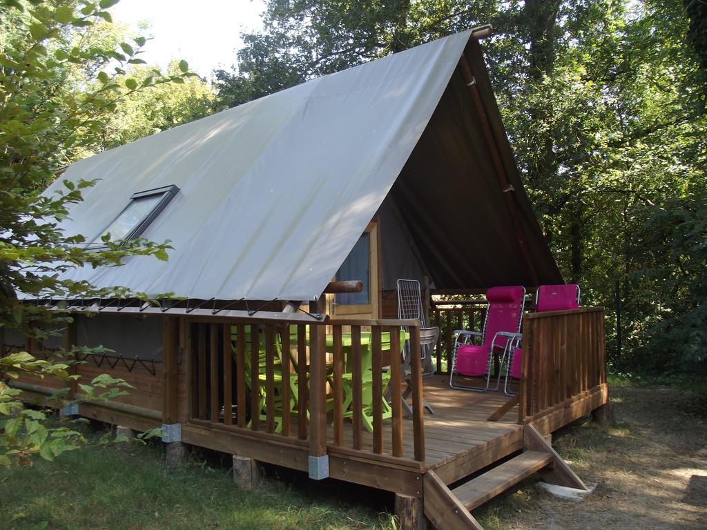Camping Le Nid Du Parc Villars-les-Dombes Eksteriør bilde