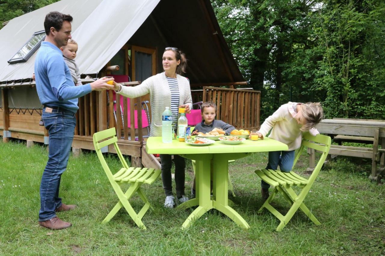 Camping Le Nid Du Parc Villars-les-Dombes Eksteriør bilde