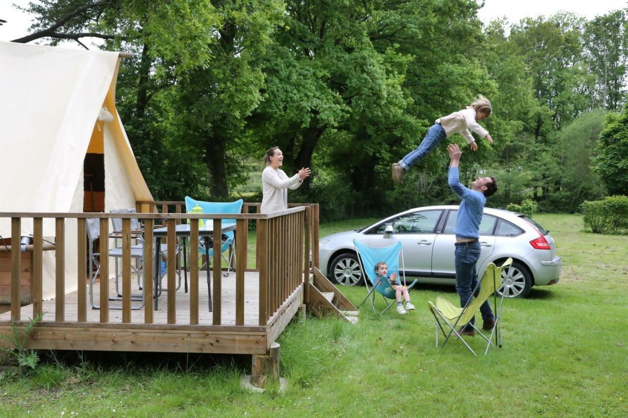 Camping Le Nid Du Parc Villars-les-Dombes Eksteriør bilde