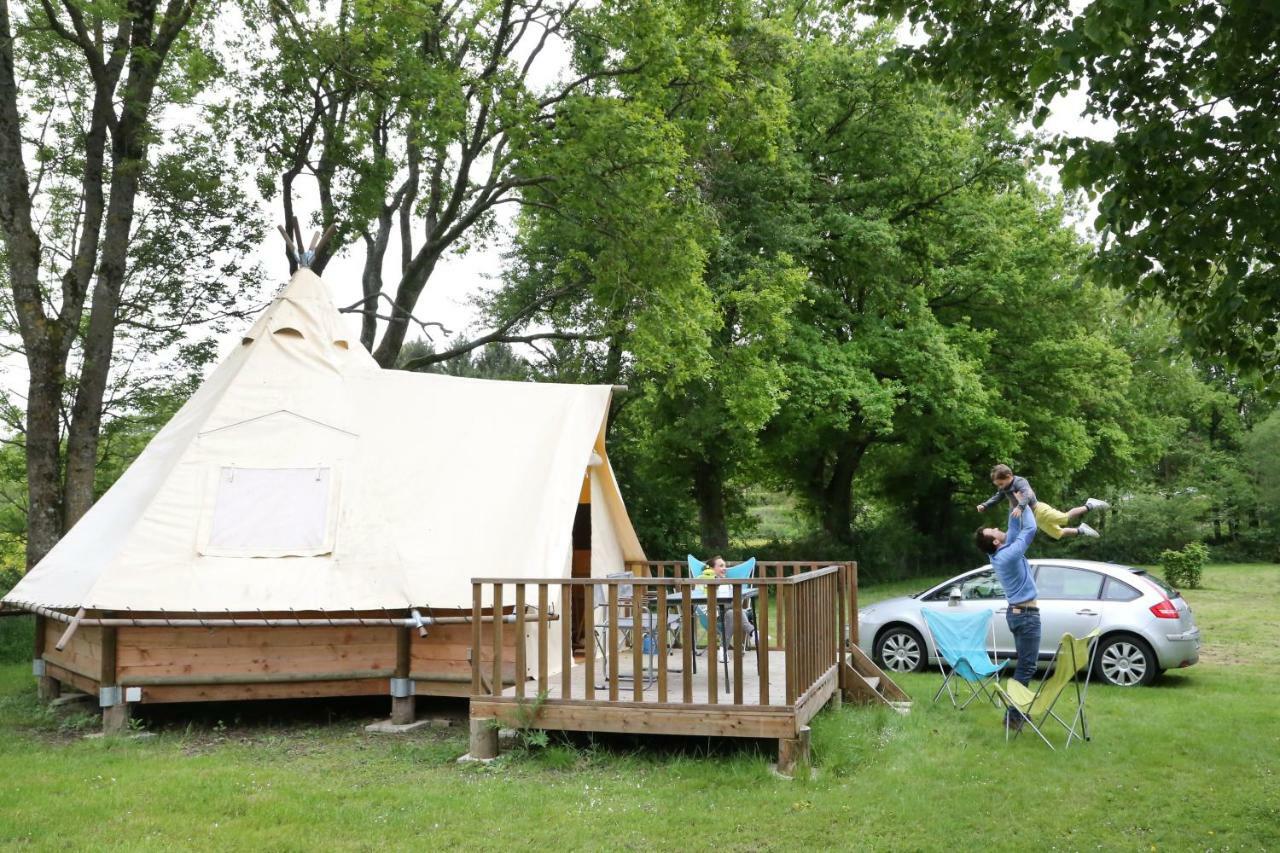 Camping Le Nid Du Parc Villars-les-Dombes Eksteriør bilde